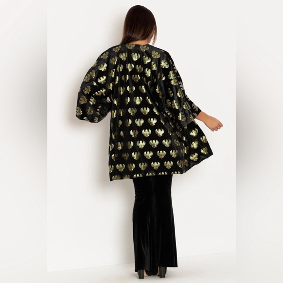NWT BlackMilk Jewelled Scarab Velvet Robe Kimomo Top - Picture 3 of 10